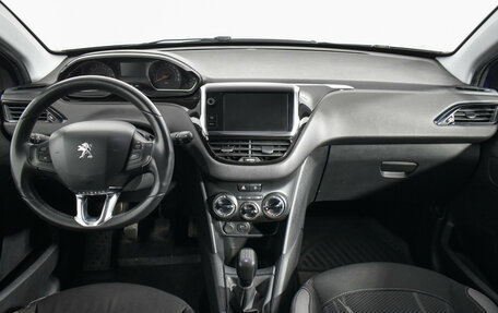 Peugeot 208 II, 2013 год, 395 000 рублей, 13 фотография