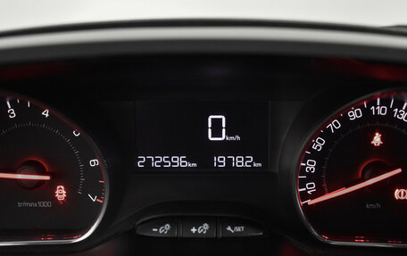 Peugeot 208 II, 2013 год, 395 000 рублей, 20 фотография