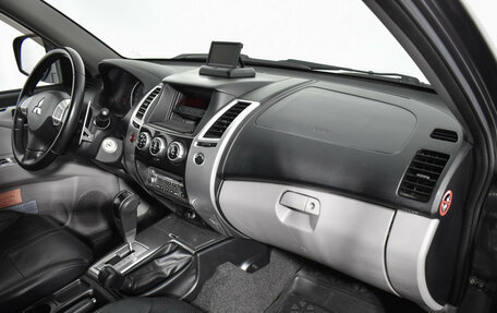 Mitsubishi Pajero Sport II рестайлинг, 2012 год, 1 269 000 рублей, 12 фотография