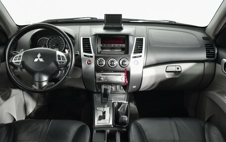 Mitsubishi Pajero Sport II рестайлинг, 2012 год, 1 269 000 рублей, 13 фотография