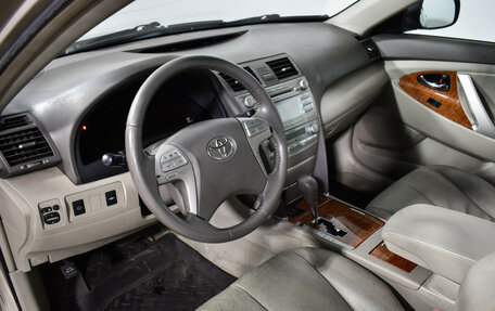 Toyota Camry, 2007 год, 690 000 рублей, 9 фотография