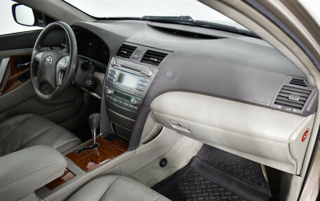 Toyota Camry, 2007 год, 690 000 рублей, 12 фотография