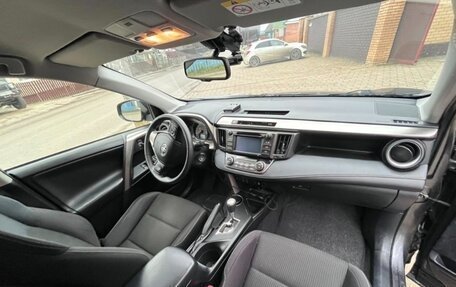 Toyota RAV4, 2014 год, 1 750 000 рублей, 11 фотография