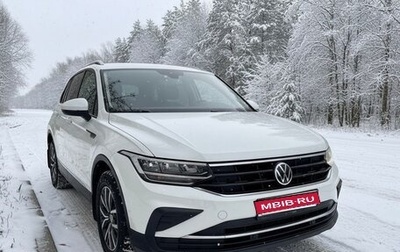 Volkswagen Tiguan II, 2021 год, 2 550 000 рублей, 1 фотография