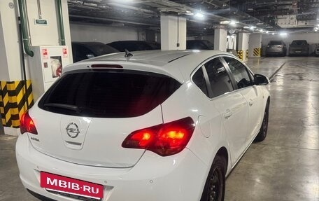Opel Astra J, 2011 год, 590 000 рублей, 5 фотография