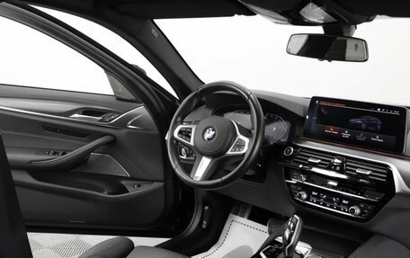 BMW 5 серия, 2020 год, 5 830 000 рублей, 16 фотография