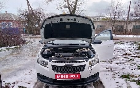 Chevrolet Cruze II, 2011 год, 850 000 рублей, 2 фотография