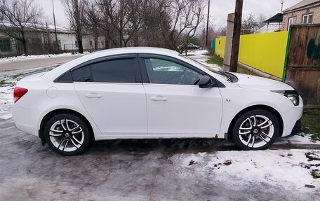 Chevrolet Cruze II, 2011 год, 850 000 рублей, 7 фотография