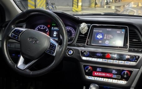 Hyundai Sonata VII, 2019 год, 2 050 000 рублей, 15 фотография