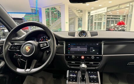 Porsche Macan I рестайлинг, 2024 год, 9 750 000 рублей, 15 фотография