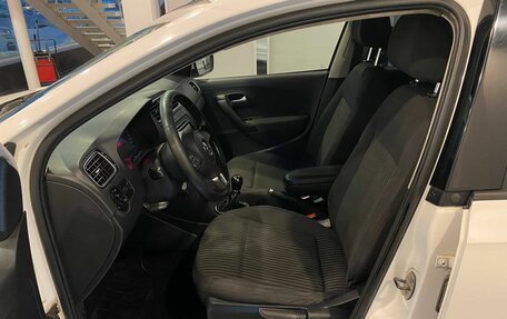 Volkswagen Polo VI (EU Market), 2012 год, 507 000 рублей, 16 фотография