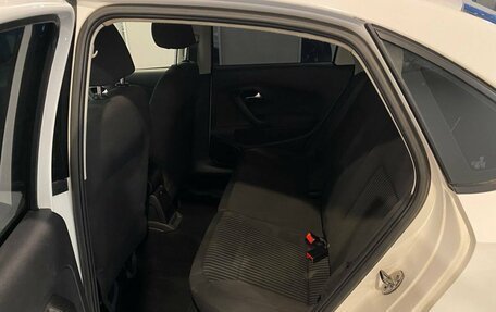 Volkswagen Polo VI (EU Market), 2012 год, 507 000 рублей, 24 фотография