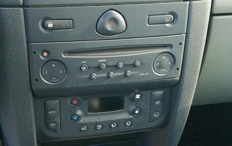 Renault Clio III, 2003 год, 350 000 рублей, 7 фотография