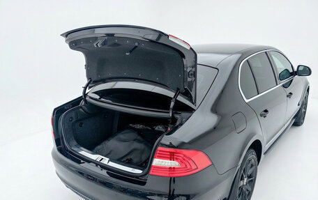 Skoda Superb III рестайлинг, 2013 год, 1 450 000 рублей, 11 фотография