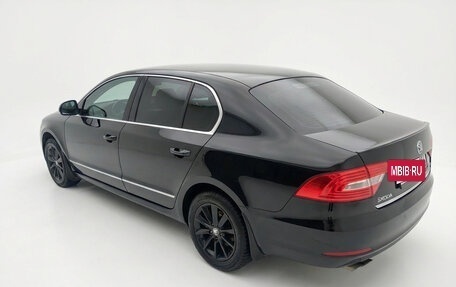 Skoda Superb III рестайлинг, 2013 год, 1 450 000 рублей, 5 фотография