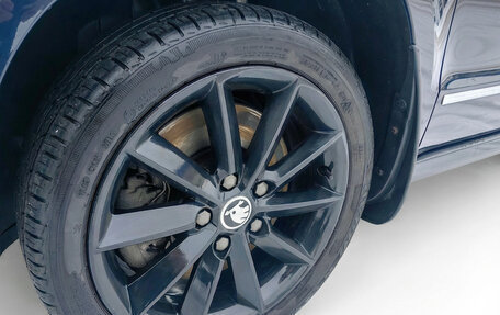 Skoda Superb III рестайлинг, 2013 год, 1 450 000 рублей, 13 фотография