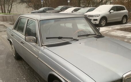 Mercedes-Benz W123, 1983 год, 195 000 рублей, 11 фотография