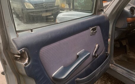 Mercedes-Benz W123, 1983 год, 195 000 рублей, 7 фотография