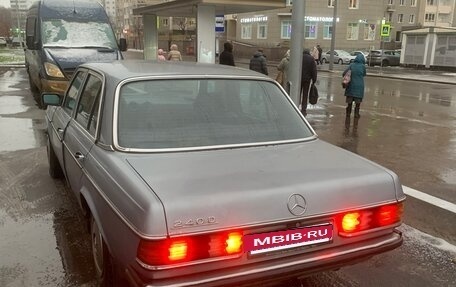 Mercedes-Benz W123, 1983 год, 195 000 рублей, 5 фотография