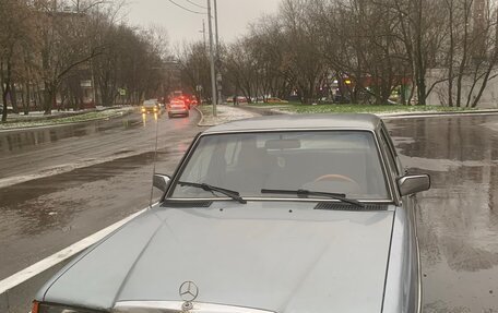 Mercedes-Benz W123, 1983 год, 195 000 рублей, 12 фотография