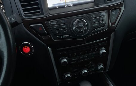 Nissan Pathfinder, 2015 год, 1 650 000 рублей, 12 фотография