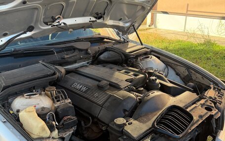 BMW 5 серия, 1999 год, 880 000 рублей, 13 фотография