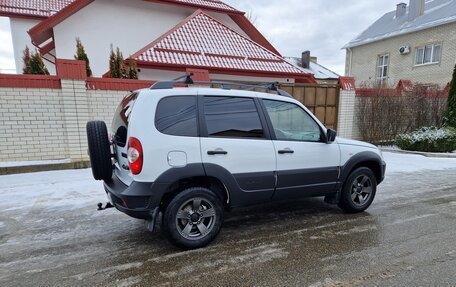 Chevrolet Niva I рестайлинг, 2019 год, 790 000 рублей, 13 фотография