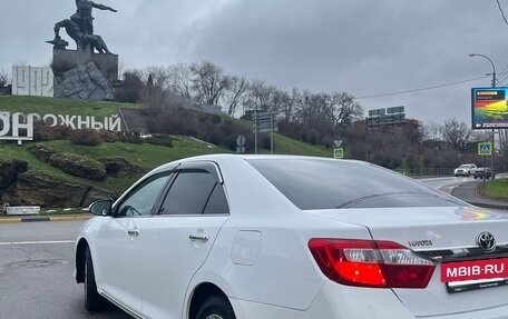 Toyota Camry, 2012 год, 1 400 000 рублей, 28 фотография