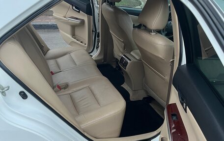 Toyota Camry, 2012 год, 1 400 000 рублей, 36 фотография