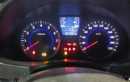 Hyundai Solaris II рестайлинг, 2016 год, 425 000 рублей, 5 фотография