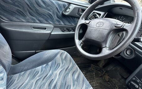 Toyota Carina E, 1996 год, 195 000 рублей, 11 фотография