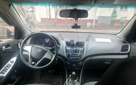 Hyundai Solaris II рестайлинг, 2016 год, 470 000 рублей, 4 фотография