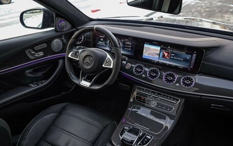 Mercedes-Benz E-Класс AMG, 2018 год, 7 150 000 рублей, 15 фотография