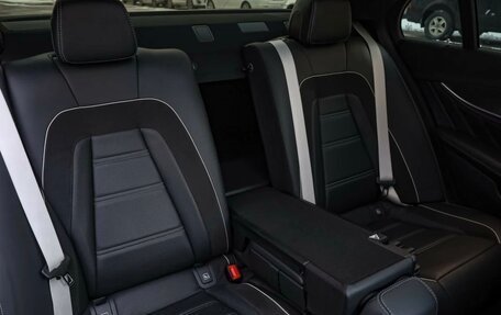 Mercedes-Benz E-Класс AMG, 2018 год, 7 150 000 рублей, 36 фотография