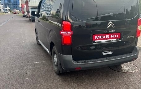 Citroen Jumpy III, 2017 год, 1 990 000 рублей, 8 фотография