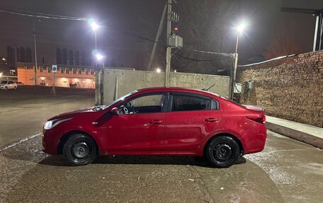 KIA Rio IV, 2017 год, 1 050 000 рублей, 3 фотография