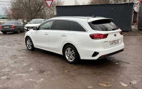 KIA cee'd III, 2019 год, 1 500 000 рублей, 2 фотография