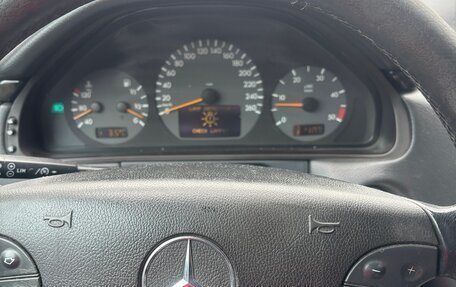 Mercedes-Benz E-Класс, 2002 год, 250 000 рублей, 2 фотография