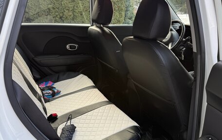 KIA Soul II рестайлинг, 2018 год, 1 690 000 рублей, 8 фотография