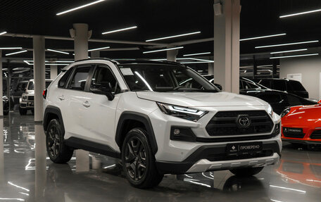 Toyota RAV4, 2025 год, 4 300 000 рублей, 2 фотография