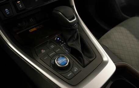 Toyota RAV4, 2025 год, 4 300 000 рублей, 19 фотография