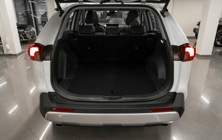 Toyota RAV4, 2025 год, 4 300 000 рублей, 24 фотография