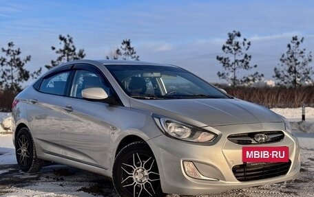 Hyundai Solaris II рестайлинг, 2014 год, 740 000 рублей, 2 фотография