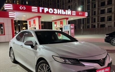 Toyota Camry, 2019 год, 2 500 000 рублей, 1 фотография