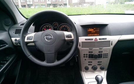 Opel Astra H, 2007 год, 399 999 рублей, 13 фотография