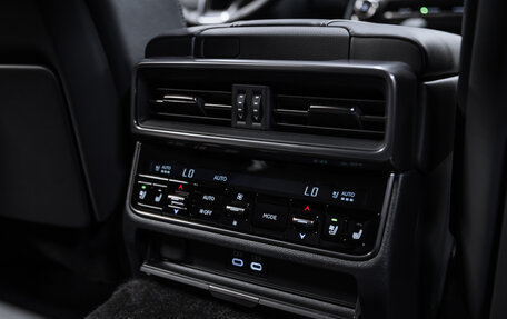 Lexus LX, 2025 год, 21 400 000 рублей, 24 фотография