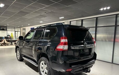 Toyota Land Cruiser Prado 150 рестайлинг 2, 2014 год, 3 450 000 рублей, 6 фотография