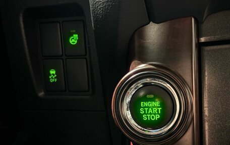 Toyota Land Cruiser Prado 150 рестайлинг 2, 2014 год, 3 450 000 рублей, 19 фотография