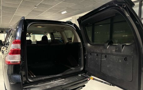 Toyota Land Cruiser Prado 150 рестайлинг 2, 2014 год, 3 450 000 рублей, 16 фотография