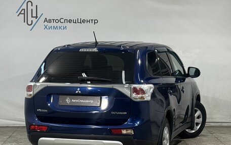 Mitsubishi Outlander III рестайлинг 3, 2014 год, 1 549 800 рублей, 2 фотография